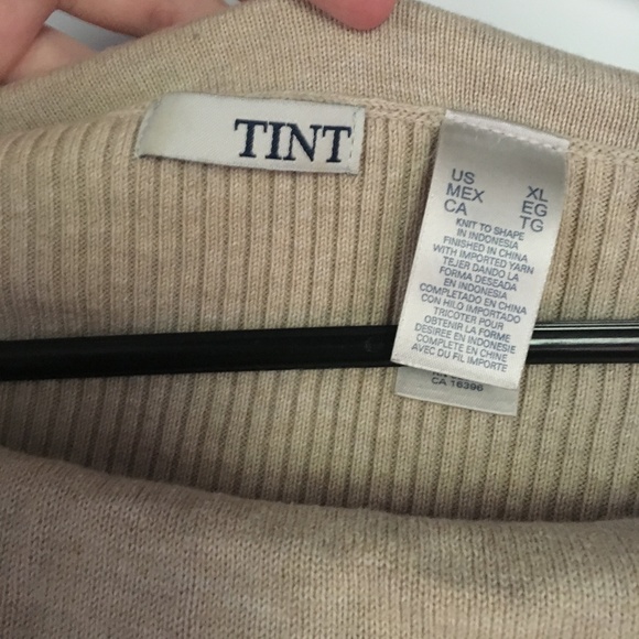 Tan Off The Shoulder Sweater Basic Plus Size - Picture 4 of 6